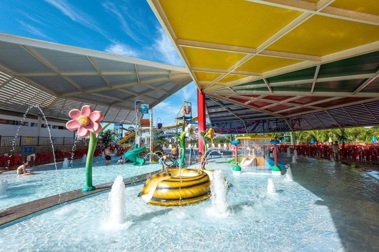 Diroma Resort Internacional Incluso 1 Acesso Ao Acqua Park Vulcao Калдас Новас Екстериор снимка